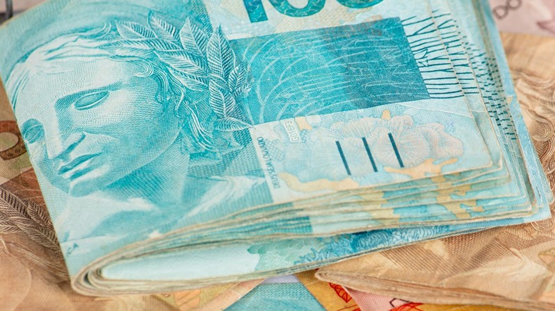 STF veda que municípios cobrem juros acima da Selic em dívidas fiscais