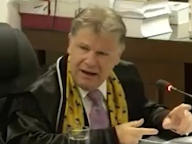  (Imagem: Reprodução/Youtube)