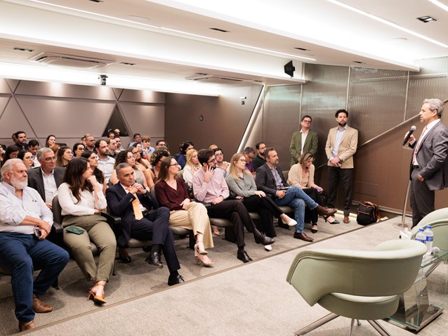 Brasil Salomão apresenta "Relatório ESG" e estabelece metas públicas