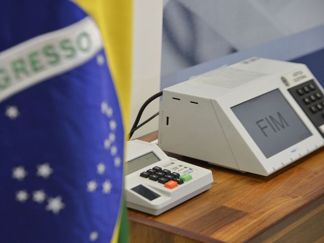 Silveiro Advogados lança guia sobre riscos jurídicos nas eleições