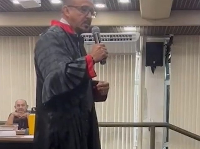  (Imagem: Reprodução/Youtube)