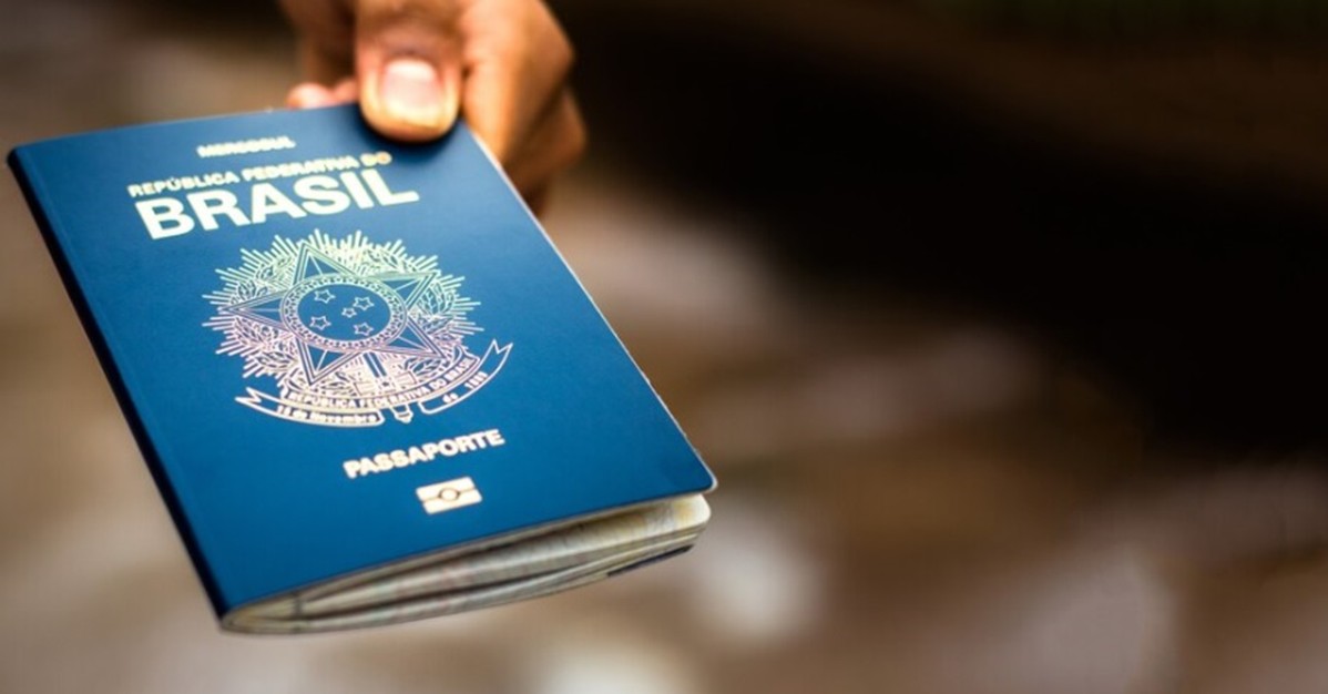 União indenizará jovem constrangida a revelar adoção para passaporte