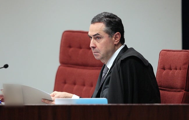 Ministro Barroso nega revogar prisões dos amigos de Temer