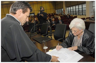 (img)