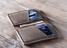 Devedores de pensão alimentícia têm suspensos cartões de crédito e CNH