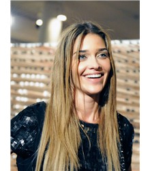 Ana Beatriz Barros