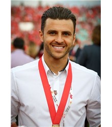 Júnior Moraes