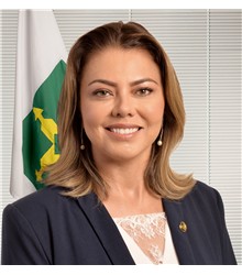 Leila Barros