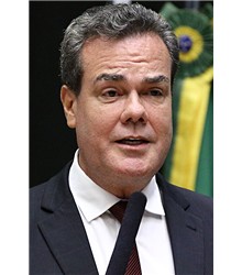 Henrique Oliveira