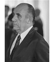 Armando Falcão Armando Falcão