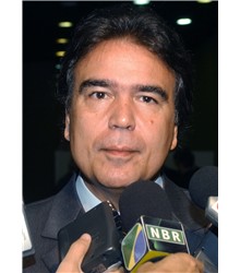 José Gomes Temporão José Gomes Temporão