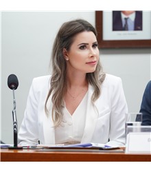 Caroline De Toni
