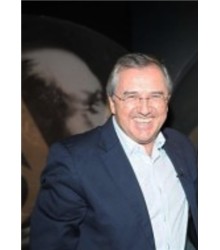 Laurentino Gomes Laurentino Gomes