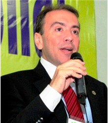 Eduardo Machado
