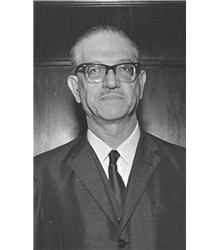 Alfredo Buzaid Alfredo Buzaid